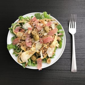Warm Farro Salad with Arugula, Fennel, Olives, and Prosciutto | www.alldayieat.com